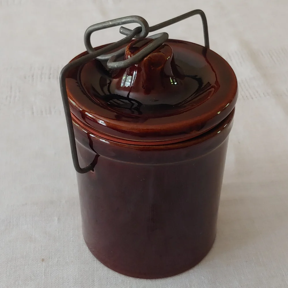 Vintage Stoneware Country Crock